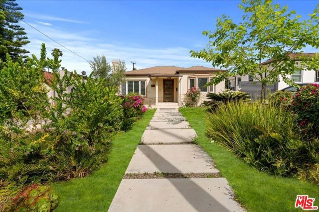 1361 Winchester Avenue, Glendale, CA 91201