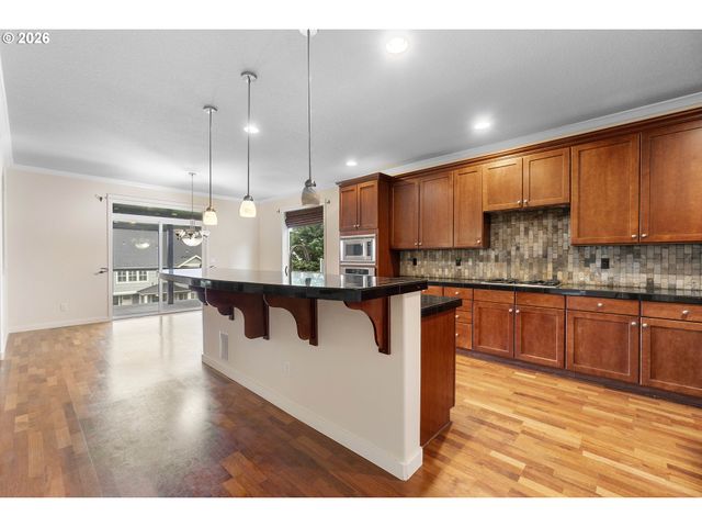 14822 Se NATALYA St, Happy Valley, OR 97086