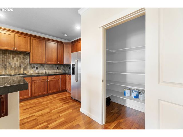 14822 Se NATALYA St, Happy Valley, OR 97086