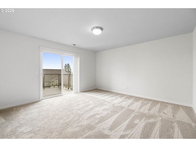 14822 Se NATALYA St, Happy Valley, OR 97086