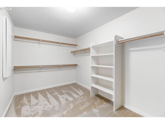 14822 Se NATALYA St, Happy Valley, OR 97086