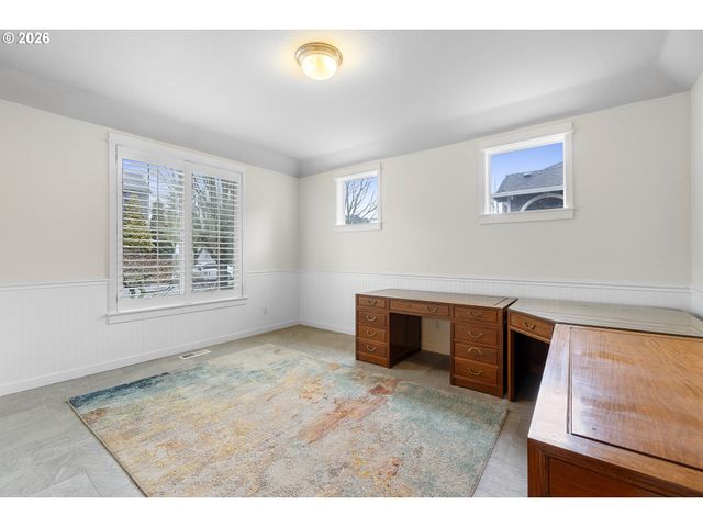 14822 Se NATALYA St, Happy Valley, OR 97086