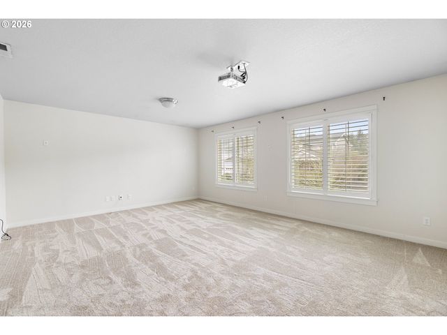 14822 Se NATALYA St, Happy Valley, OR 97086