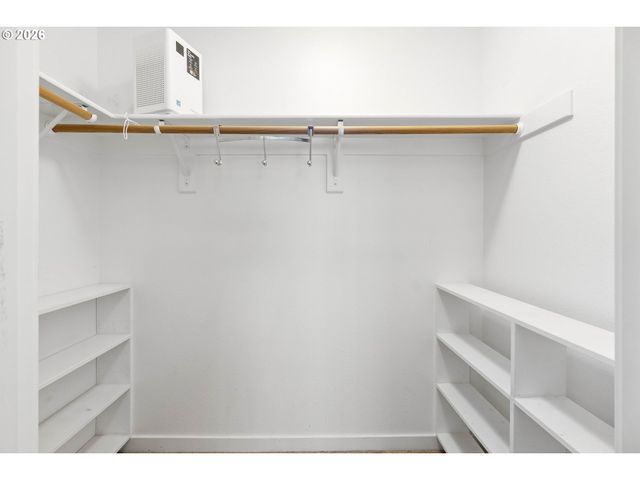 14822 Se NATALYA St, Happy Valley, OR 97086