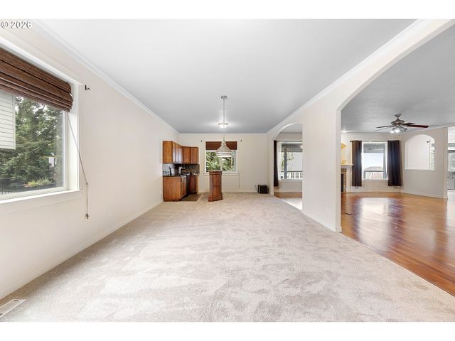 14822 Se NATALYA St, Happy Valley, OR 97086