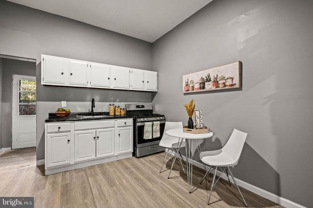 2427 N HOLLYWOOD ST, Philadelphia, PA 19132