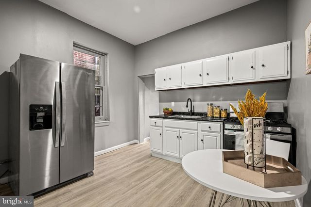 2427 N HOLLYWOOD ST, Philadelphia, PA 19132