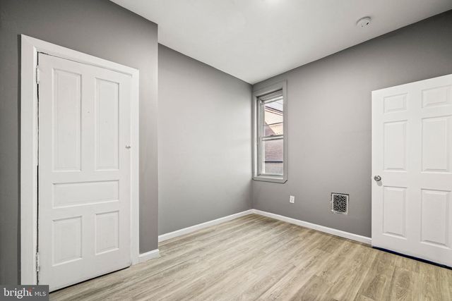 2427 N HOLLYWOOD ST, Philadelphia, PA 19132