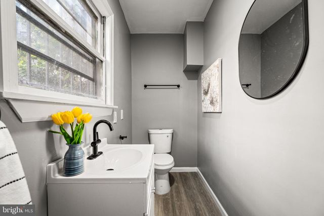 2427 N HOLLYWOOD ST, Philadelphia, PA 19132