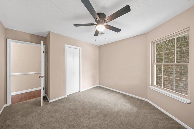 5520 Henley Street, Santa Fe, TX 77510