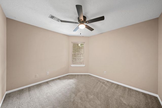 5520 Henley Street, Santa Fe, TX 77510