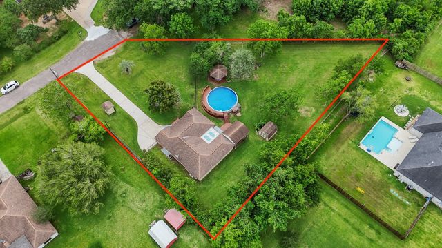 5520 Henley Street, Santa Fe, TX 77510