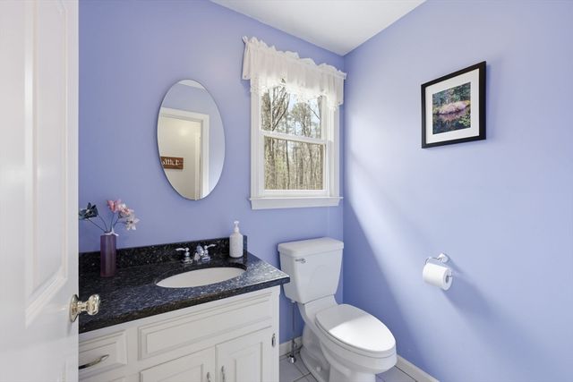 201 Spring St, Hopkinton, MA 01748