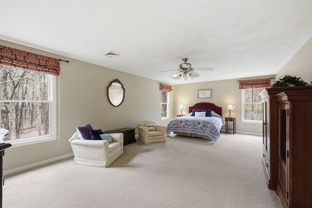 201 Spring St, Hopkinton, MA 01748