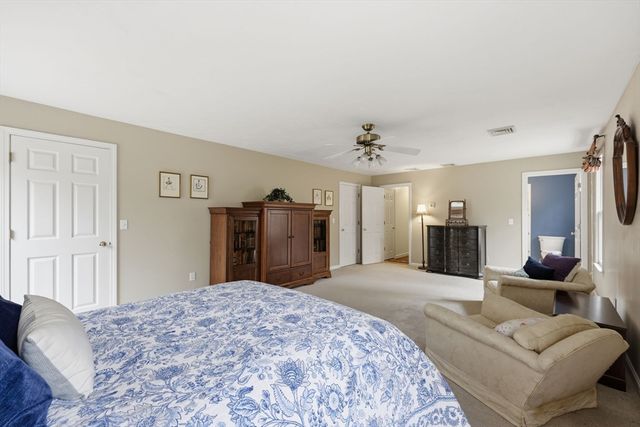 201 Spring St, Hopkinton, MA 01748