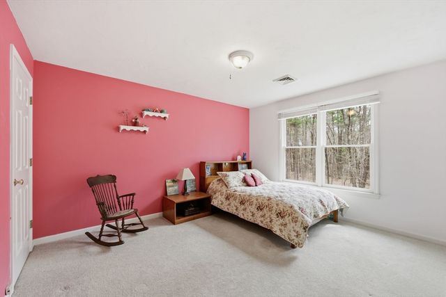 201 Spring St, Hopkinton, MA 01748