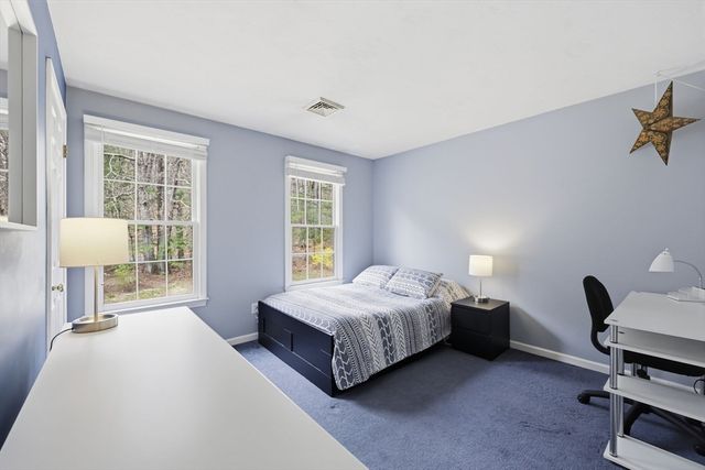 201 Spring St, Hopkinton, MA 01748