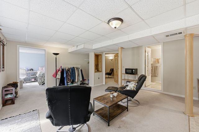 201 Spring St, Hopkinton, MA 01748