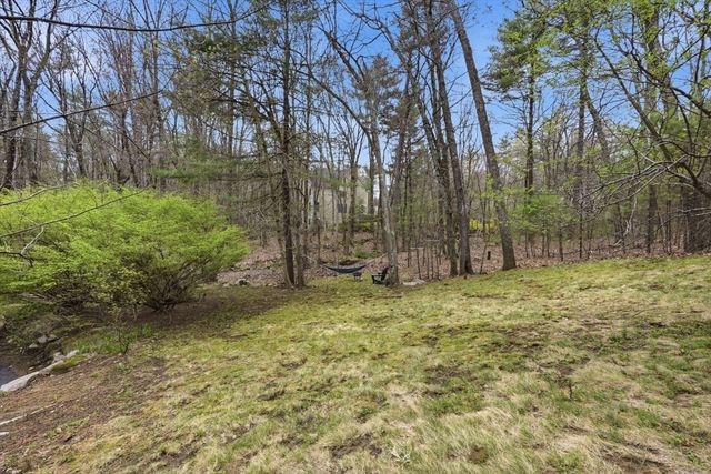 201 Spring St, Hopkinton, MA 01748
