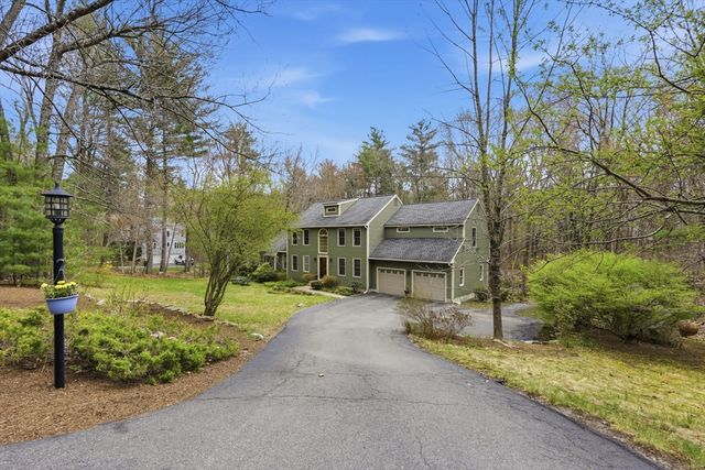 201 Spring St, Hopkinton, MA 01748