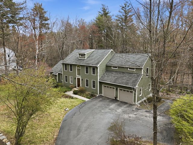 201 Spring St, Hopkinton, MA 01748