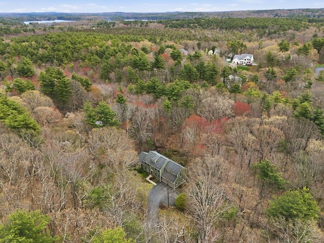 201 Spring St, Hopkinton, MA 01748