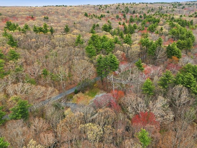201 Spring St, Hopkinton, MA 01748