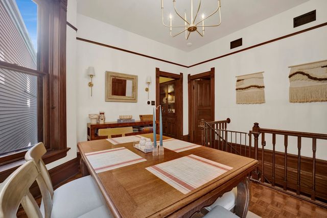 2458 N Burling Street 1, Chicago, IL 60614