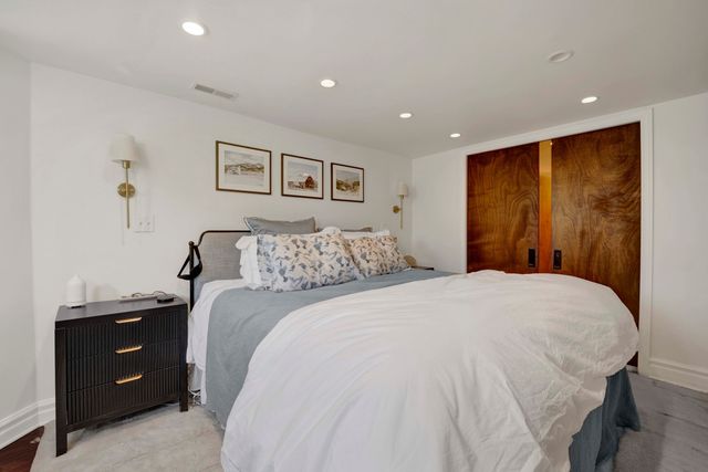 2458 N Burling Street 1, Chicago, IL 60614