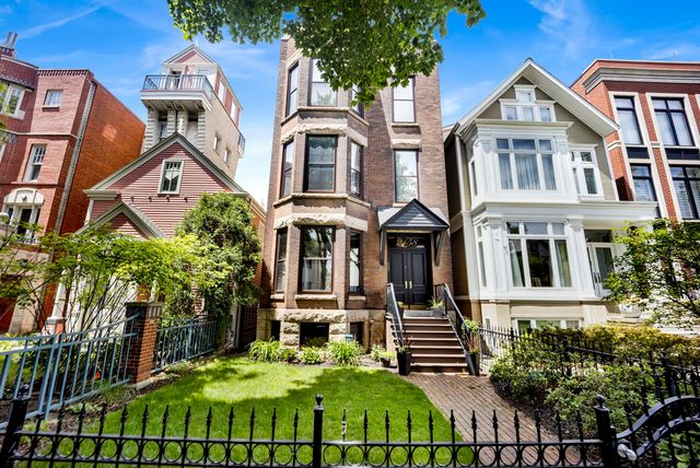 2458 N Burling Street 1, Chicago, IL 60614