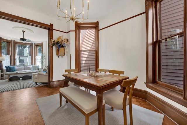 2458 N Burling Street 1, Chicago, IL 60614