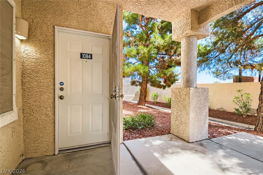7450 South Eastern Avenue 1084, Las Vegas, NV 89123
