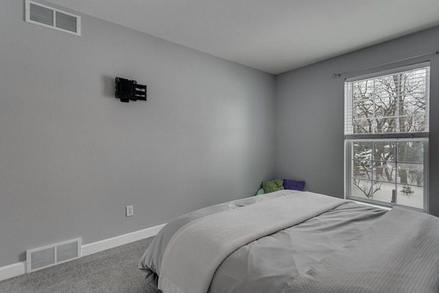 1427 W STARVIEW DRIVE, Appleton, WI 54913