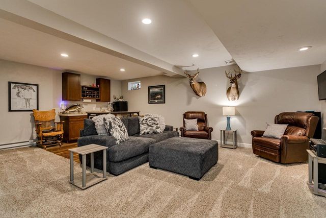 1427 W STARVIEW DRIVE, Appleton, WI 54913