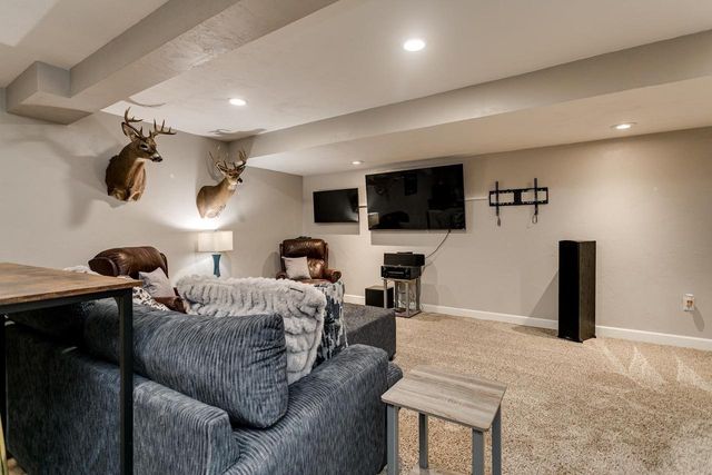 1427 W STARVIEW DRIVE, Appleton, WI 54913