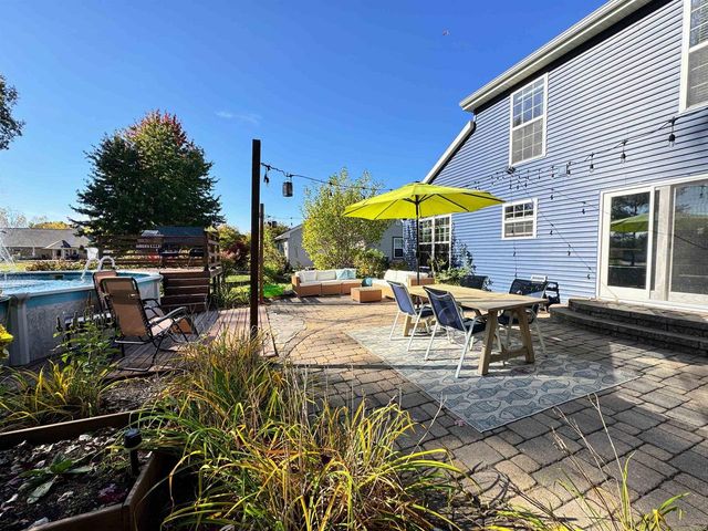 1427 W STARVIEW DRIVE, Appleton, WI 54913