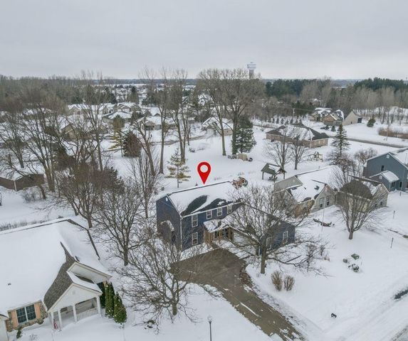 1427 W STARVIEW DRIVE, Appleton, WI 54913