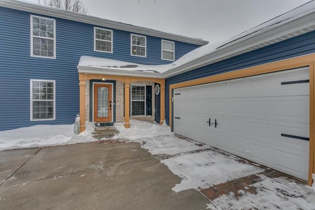 1427 W STARVIEW DRIVE, Appleton, WI 54913