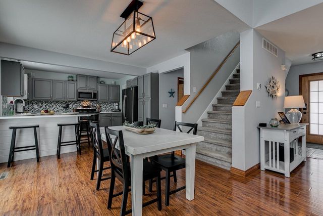 1427 W STARVIEW DRIVE, Appleton, WI 54913