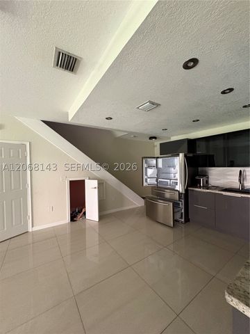 5725 Tuscany Way, Tamarac, FL 33321