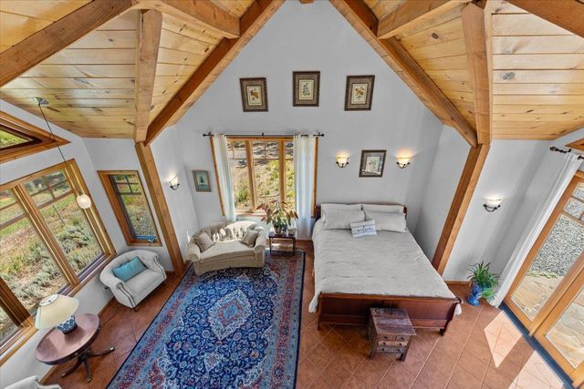 125 Old Orchard, Weaverville, CA 96093