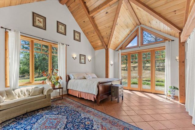 125 Old Orchard, Weaverville, CA 96093