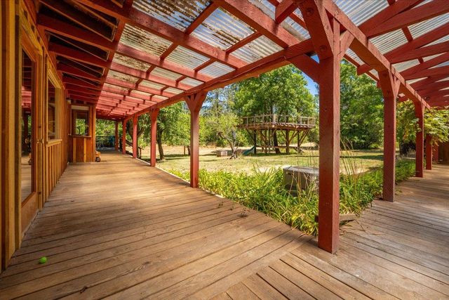 125 Old Orchard, Weaverville, CA 96093