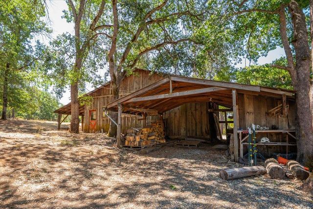 125 Old Orchard, Weaverville, CA 96093