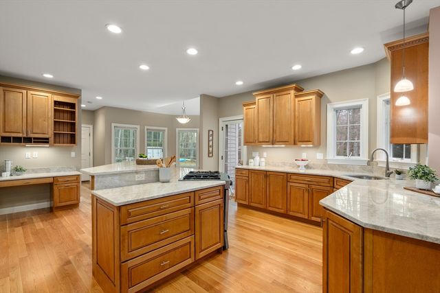 25 Poplar Street, Sudbury, MA 01776