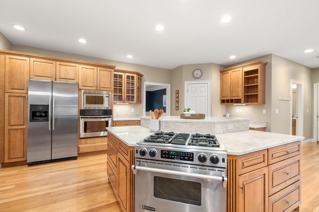 25 Poplar Street, Sudbury, MA 01776