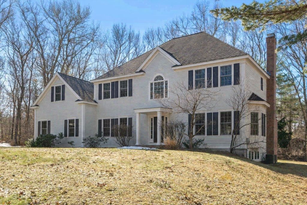 25 Poplar Street, Sudbury, MA 01776