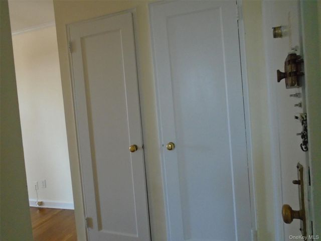 75-20 113th Street 6A, Forest Hills, NY 11375