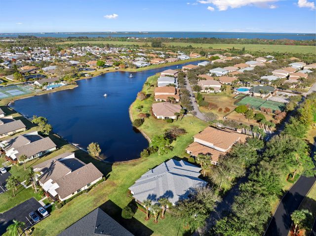 1781 S Dovetail Drive 2, Fort Pierce, FL 34982