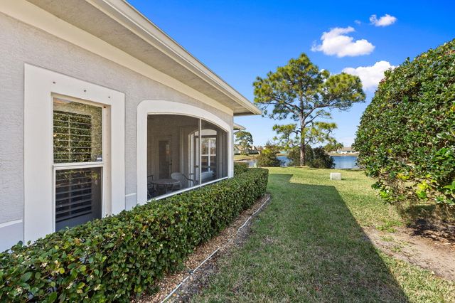 1781 S Dovetail Drive 2, Fort Pierce, FL 34982